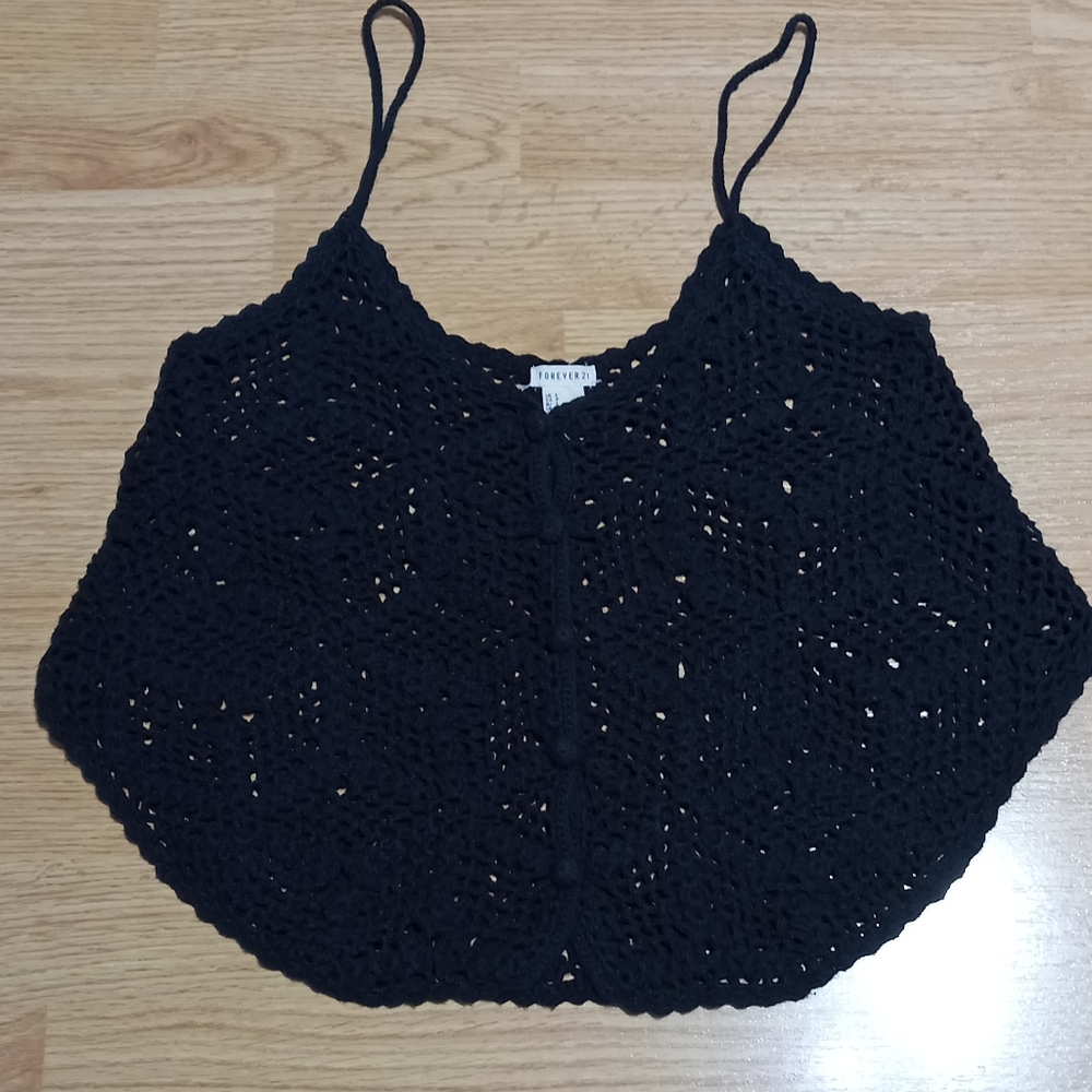 Forever 21 cropped crochet tank.  EUC.  Size small. - Picture 6 of 6